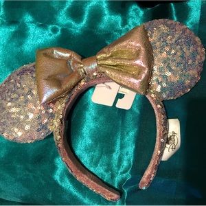 Headband Disney Rare Ears NWT 50th Anniversary Earidescent Iridescent Pink